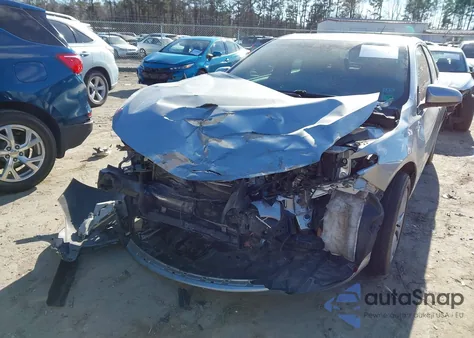 2015 Toyota Camry Hybrid Xle z USA, uszkodzony, nr VIN 4T1BD1FK2FU171082